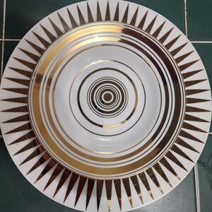 Elegant Gold and White Dinner Plate